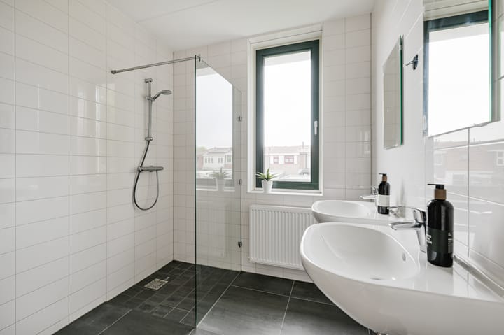 Foto 16 van Leylandstraat 17