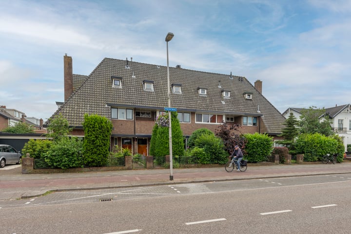 View photo 60 of Huizerweg 64