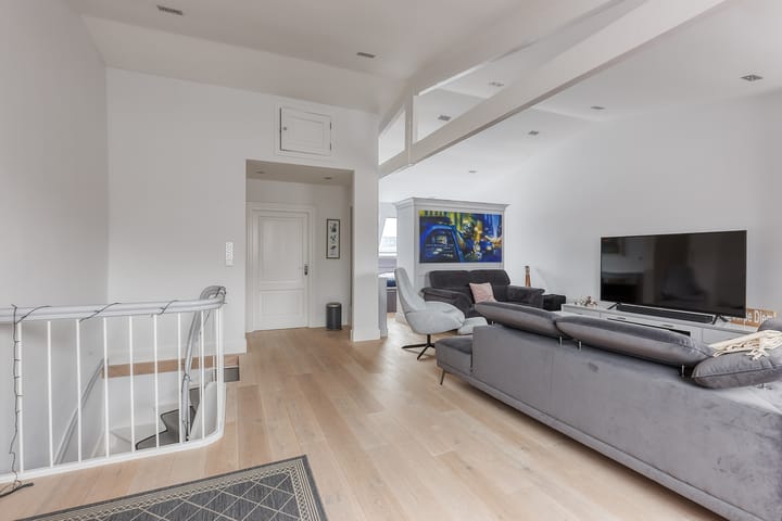 Foto 23 van Anna Paulownastraat 69-B