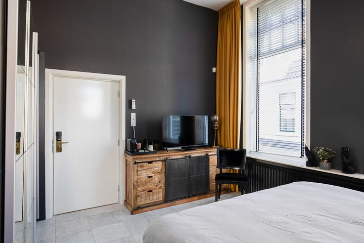 Photo 32 of Grachtweg 2