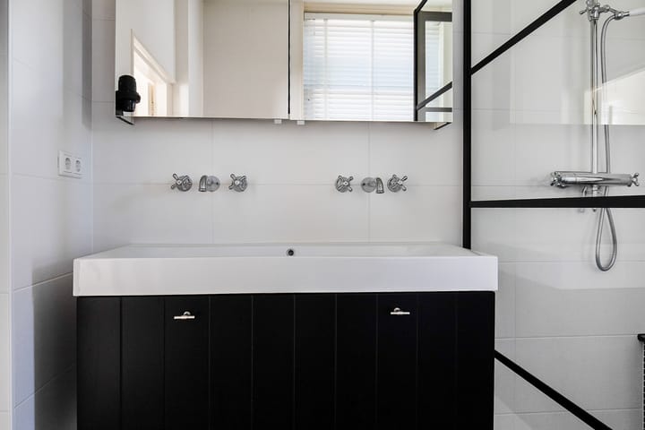 Photo 55 of Grachtweg 2