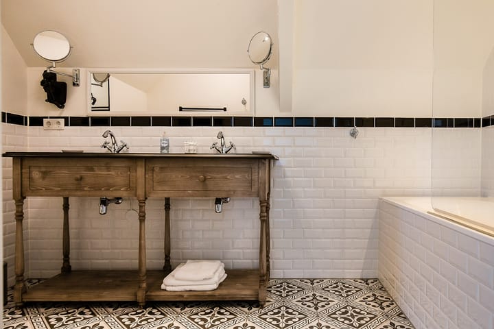 Photo 86 of Grachtweg 2