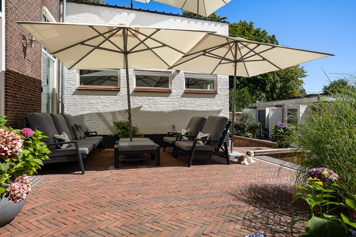 Photo 93 of Grachtweg 2