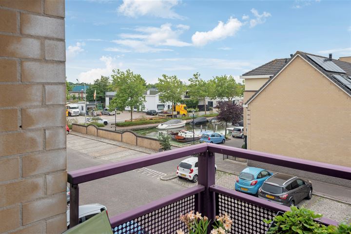 View photo 27 of Van Meerbeekstraat 62