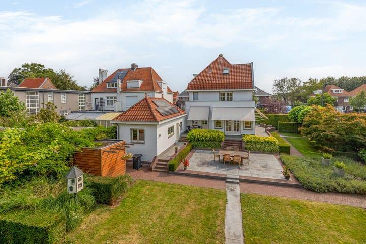 Foto 2 van Mr. van Coothstraat 40