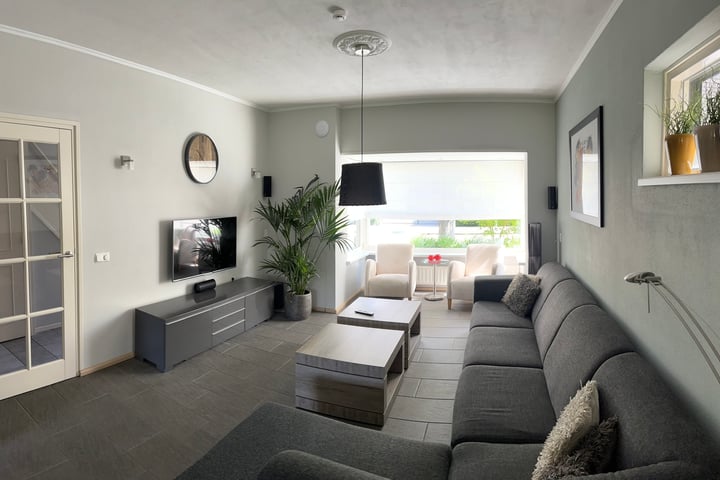 Bekijk foto 2 van Saksen Weimarstraat 18