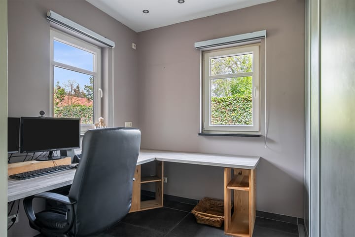 Foto 15 van Fons van der Heijdenstraat 17