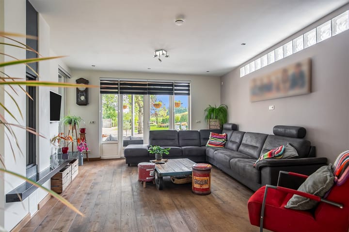 Foto 23 van Fons van der Heijdenstraat 17