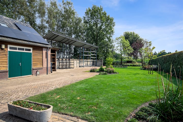 Foto 60 van Fons van der Heijdenstraat 17