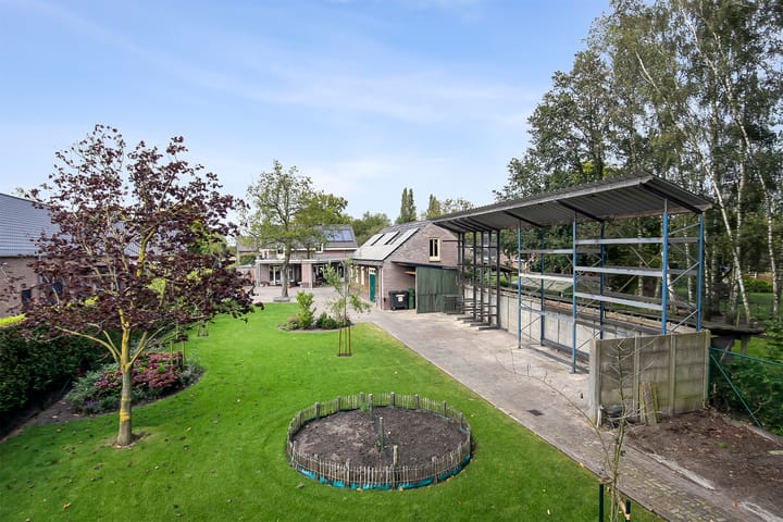 Foto 64 van Fons van der Heijdenstraat 17