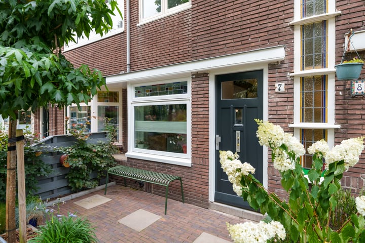 Bekijk foto 2 van Lumbresstraat 7