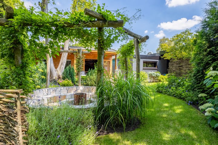 Foto 4 van Dennenlaan 21