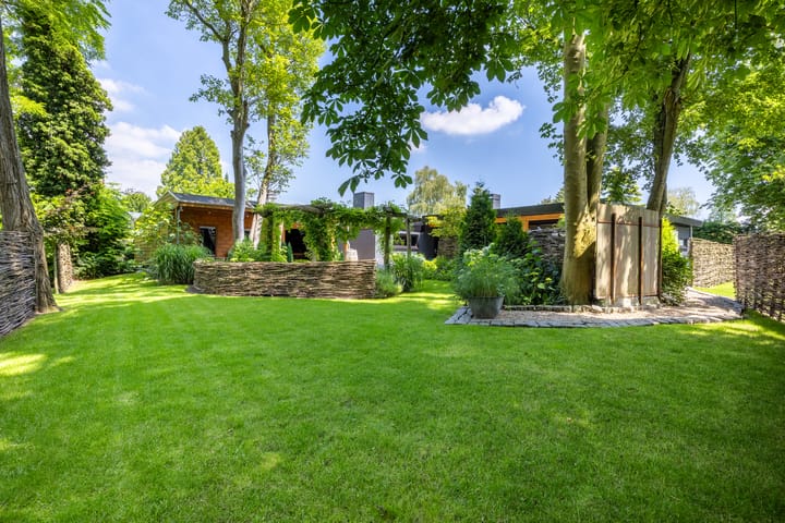 Foto 32 van Dennenlaan 21