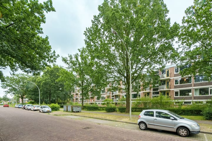 Foto 2 van Van Uvenweg 136-I