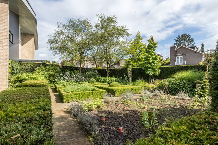 Foto 44 van Beekhoverstraat 52