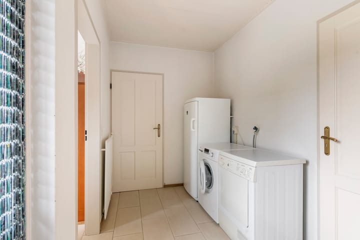 Photo 19 of Korenbloemstraat 70