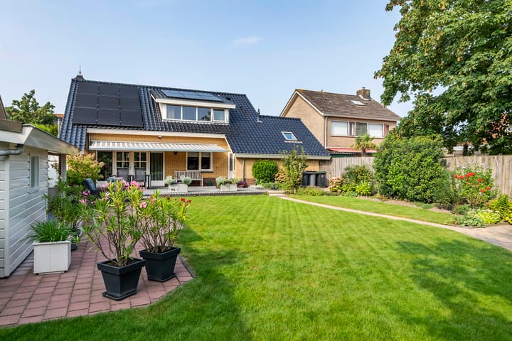 Photo 38 of Korenbloemstraat 70