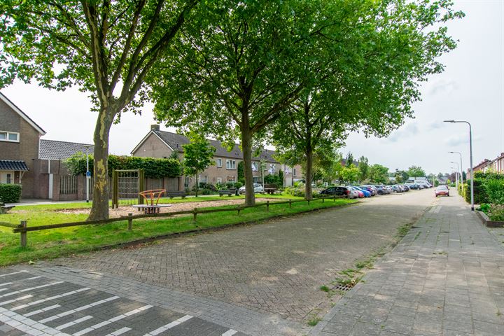 Bekijk foto 3 van Patrijsstraat 6