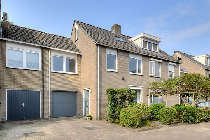 undefined main image
