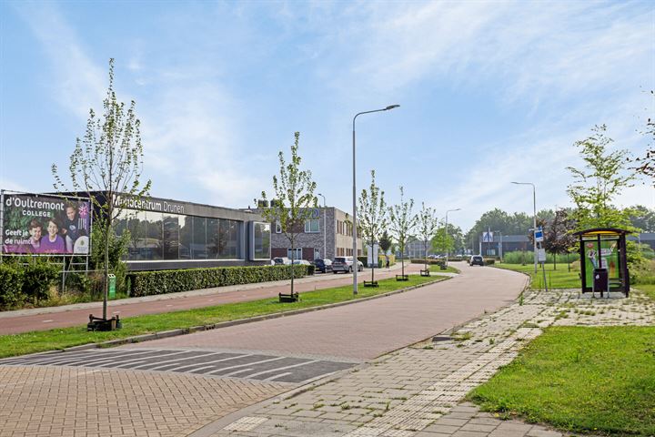 Bekijk foto 44 van Valbrug 18