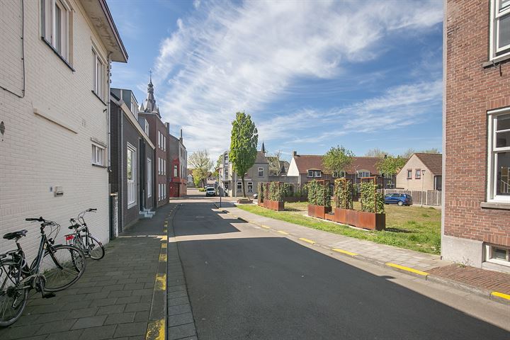 Bekijk foto 23 van Lange Kerkstraat 106