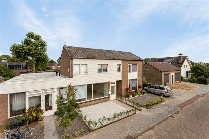 View photo 8 of Nicolaas Hooijkaasstraat 13-B