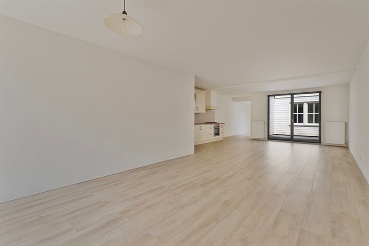 View photo 9 of Nicolaas Hooijkaasstraat 13-B