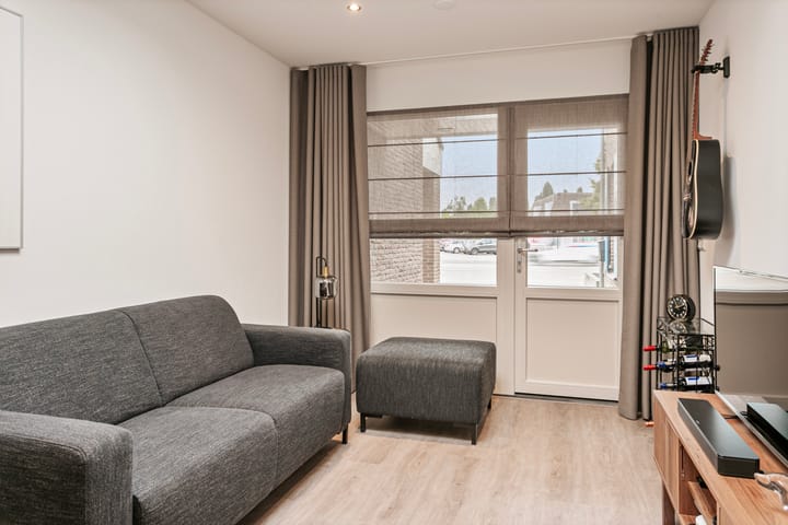 Photo 17 of Tilburgseweg 3