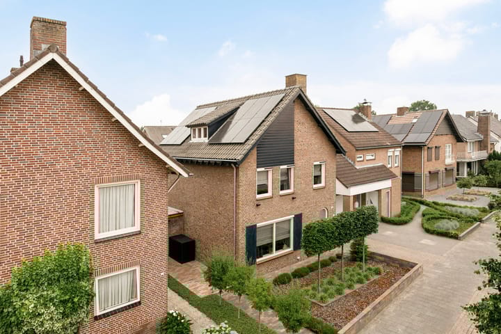 Photo 42 of Tilburgseweg 3