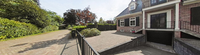 Bekijk 360° foto van Tuin van Parallelweg 21