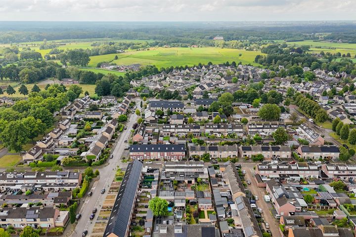 Bekijk foto 33 van Meidoornstraat 23