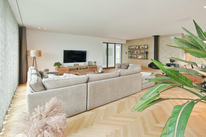 Foto 8 van Curiestraat 3