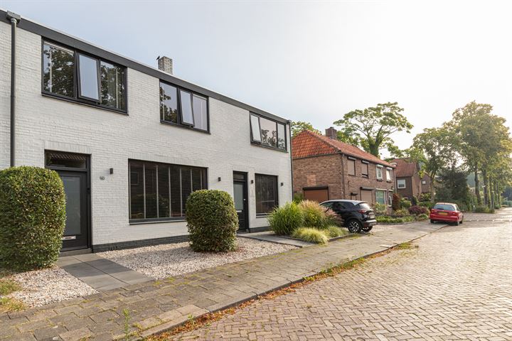 Bekijk foto 51 van Grimhuijsenstraat 41