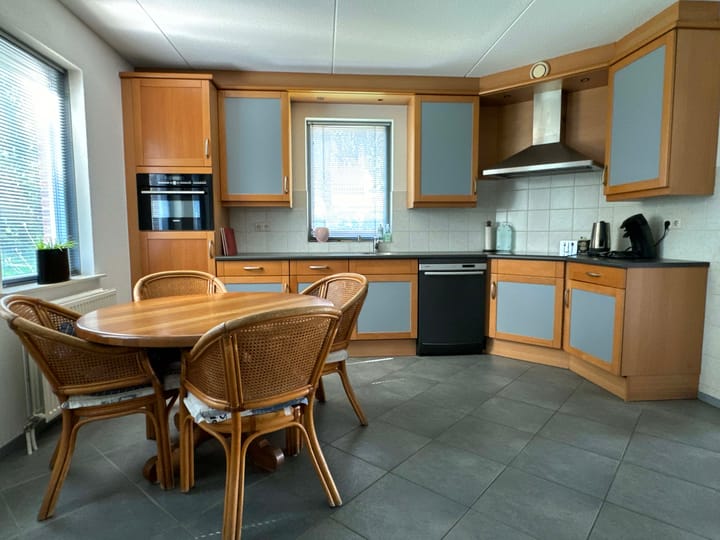 Photo 5 of Plashofstraat 50