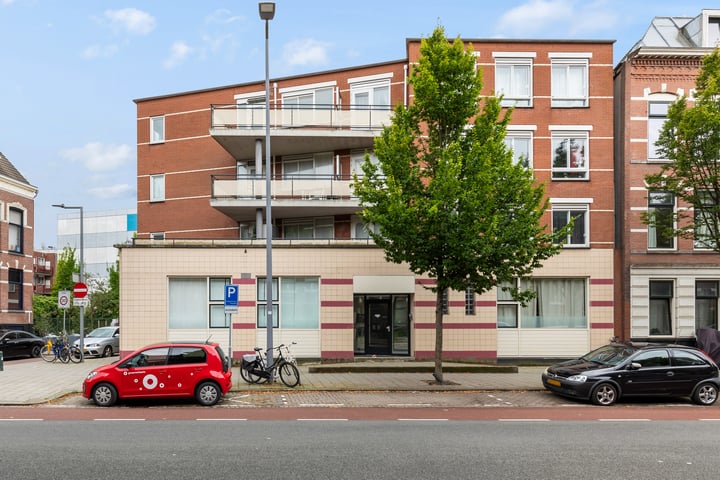 View photo 4 of Van der Schellingstraat 5-B