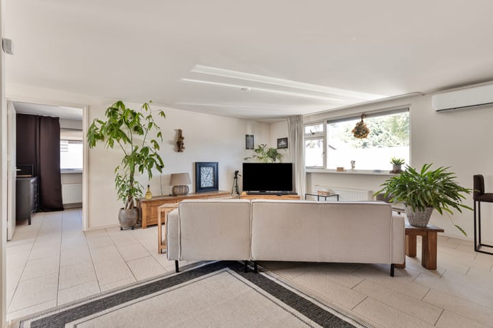 Foto 13 van Hoofdweg 85