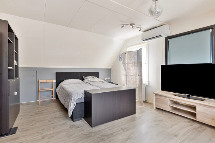 Foto 33 van Hoofdweg 85