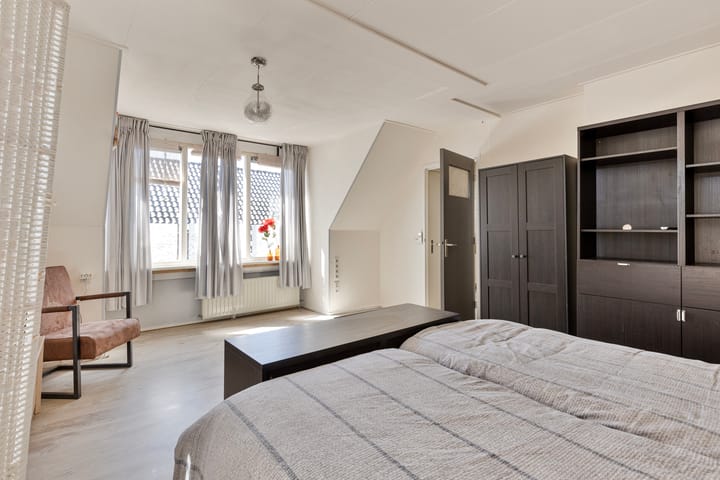 Foto 34 van Hoofdweg 85