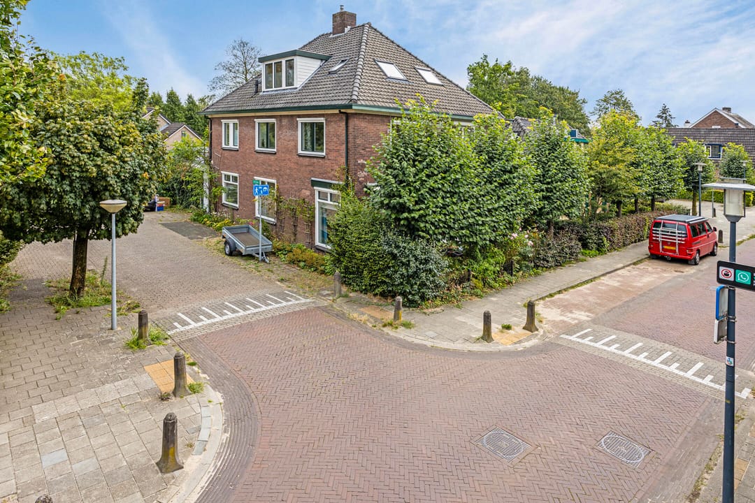 Photo 1 of Spoorstraat 44