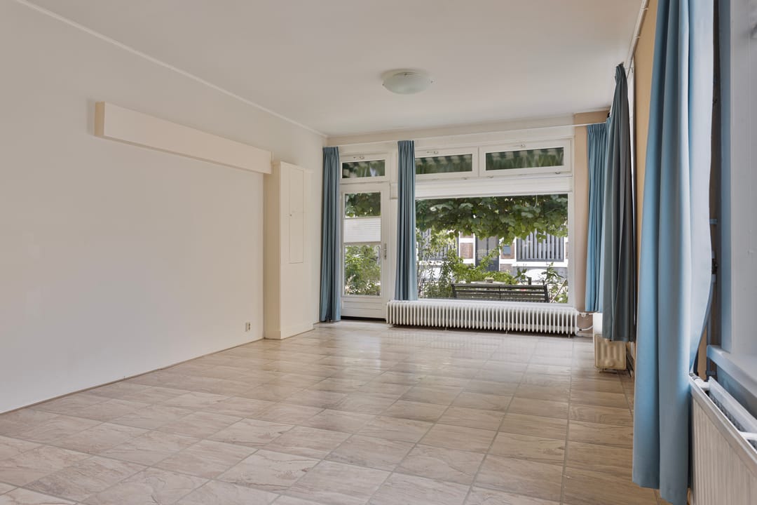 Photo 2 of Spoorstraat 44