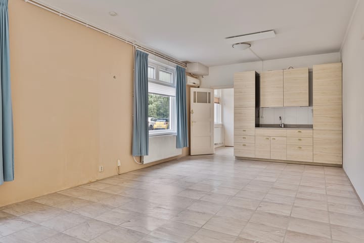 Foto 3 van Spoorstraat 44