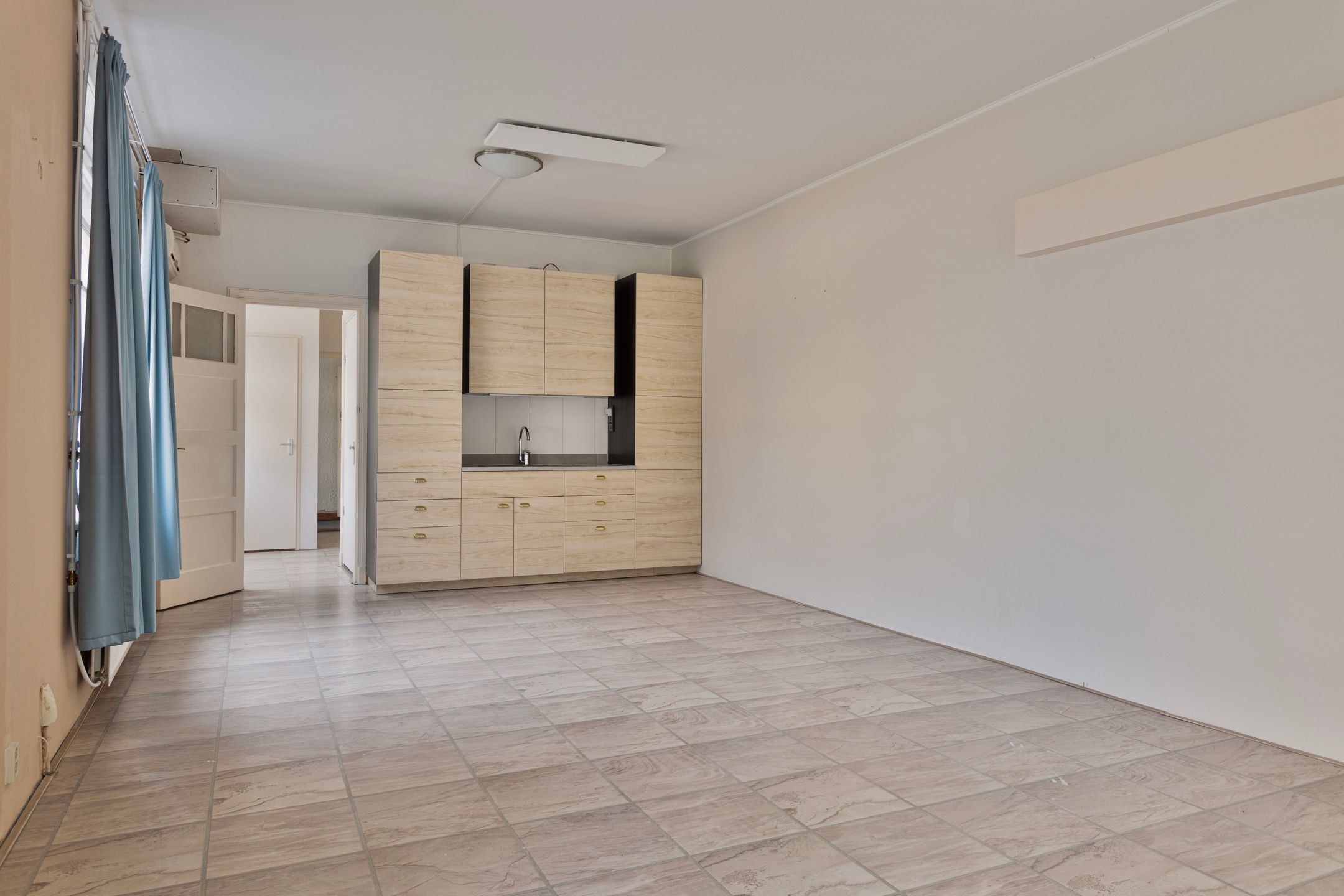 Photo 9 of Spoorstraat 44