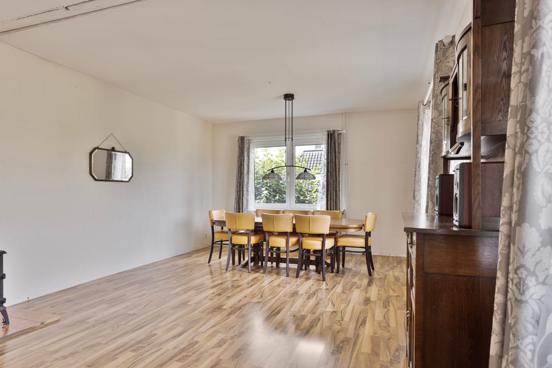 Photo 17 of Spoorstraat 44