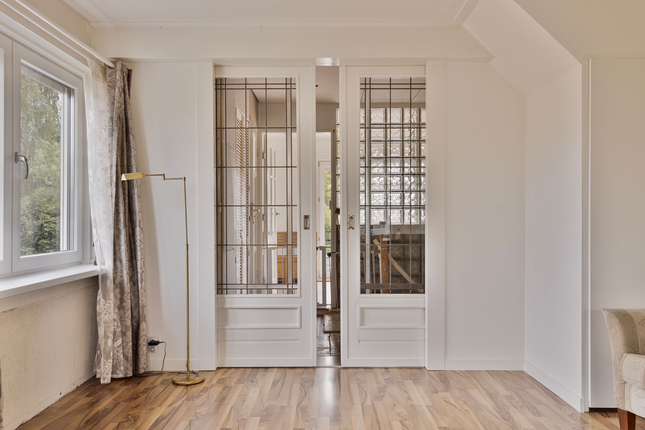 Photo 21 of Spoorstraat 44