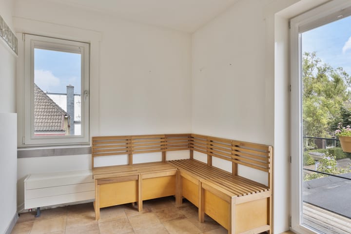 Photo 25 of Spoorstraat 44