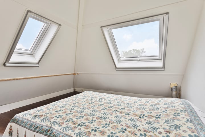 Photo 32 of Spoorstraat 44