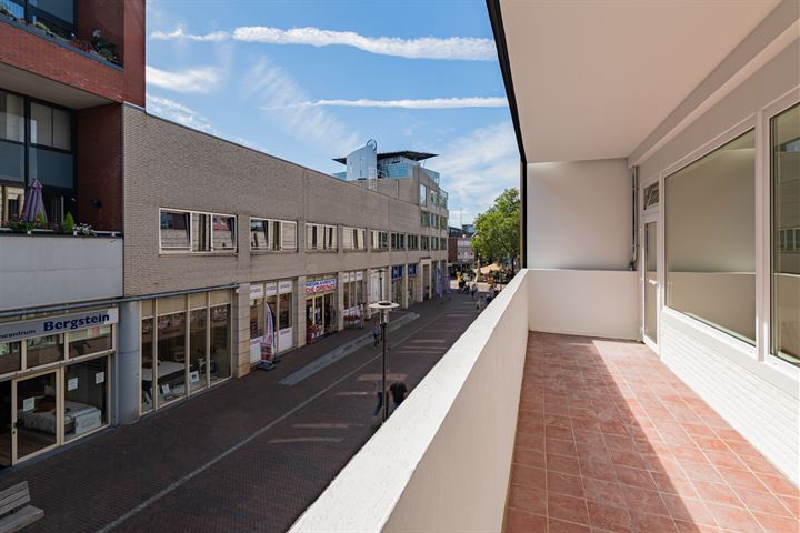 View photo 32 of Niersprinkstraat 9-A