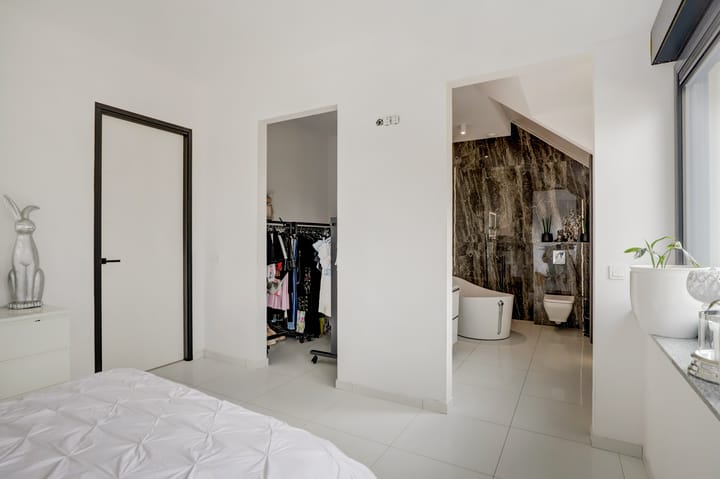 Foto 36 van Molenstraat 82