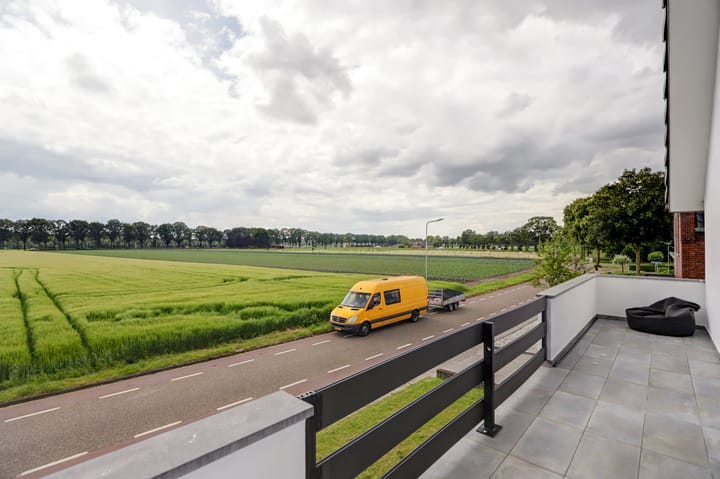 Foto 44 van Molenstraat 82