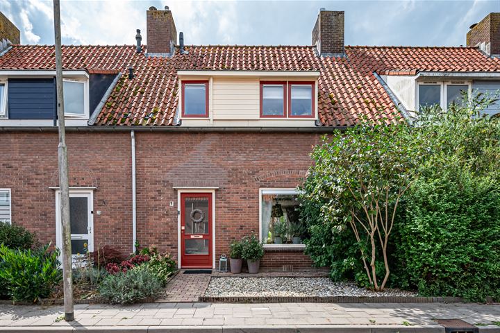 Bekijk foto 1 van Finsestraat 25